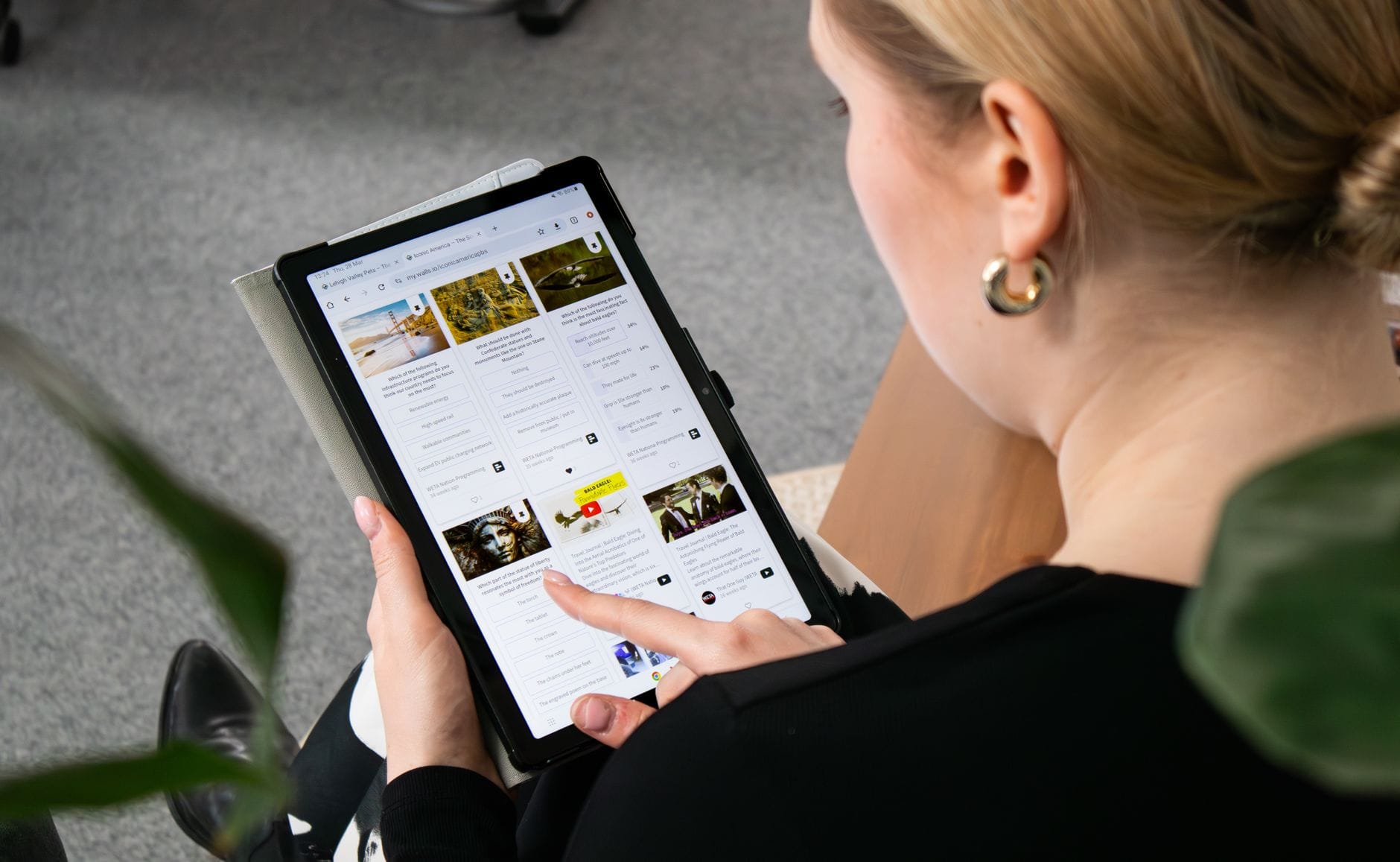 Nauka online po 30. roku życia: jak wrócić do książek i platform bez szkolnej traumy